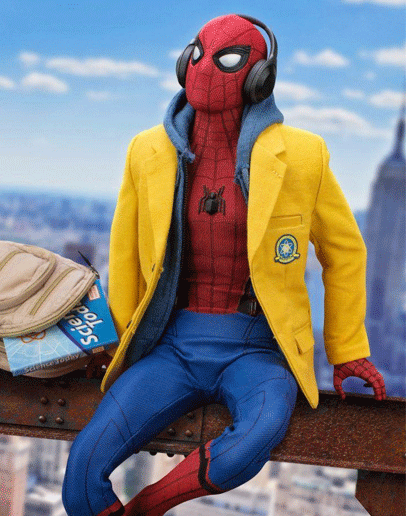 Spiderman Homecoming (Peter Parker) Yellow Coat 