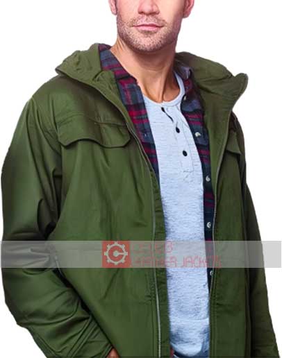 Christmas in The Rockies Stephen Huszar Green Cotton Jacket